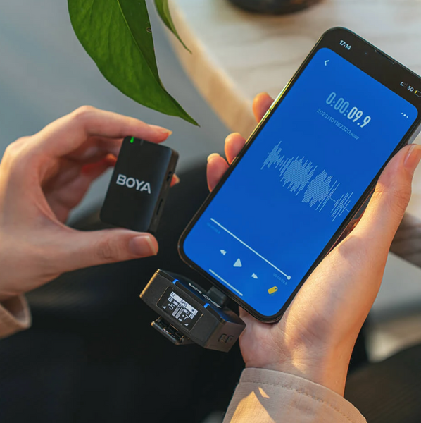 Мікрофон-петличка для смартфона Boya Boyamic з роз'ємами Lightning та Type-C MIC-041 фото